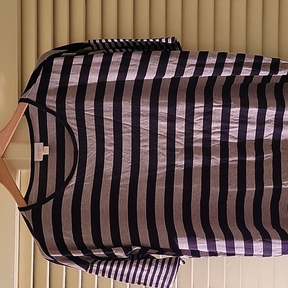 Lularoe Irma Top